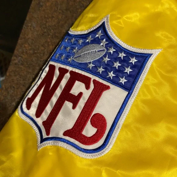 Pittsburgh Steelers Steely McBeam NFL Mens Quilt Lined Snap M Starter Jacket NWT